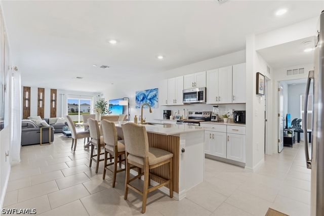 12119 Shortleaf Pine TRL, Fort Myers, FL 33966