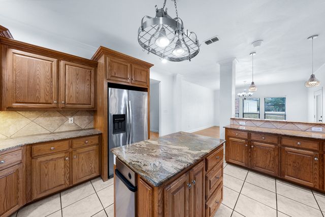 10471 Holly Creek Road, Terrell, TX 75160