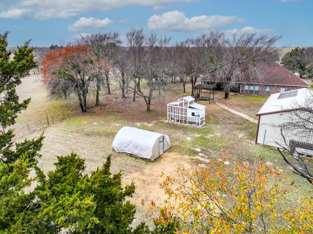 10471 Holly Creek Road, Terrell, TX 75160