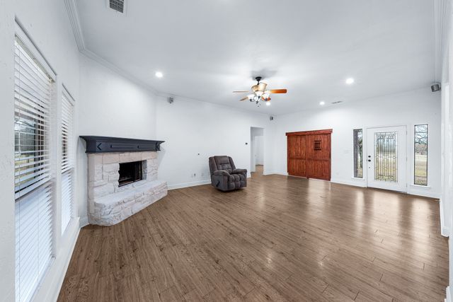 10471 Holly Creek Road, Terrell, TX 75160