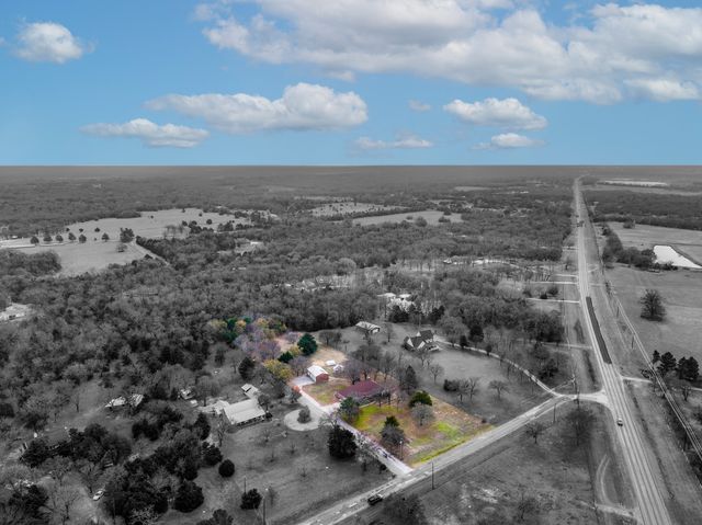 10471 Holly Creek Road, Terrell, TX 75160