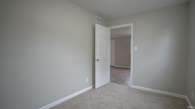 918 SW Dale Street, Mishawaka, IN 46544