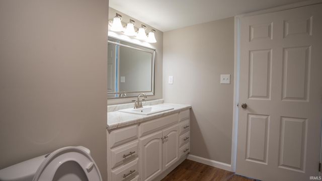 918 SW Dale Street, Mishawaka, IN 46544