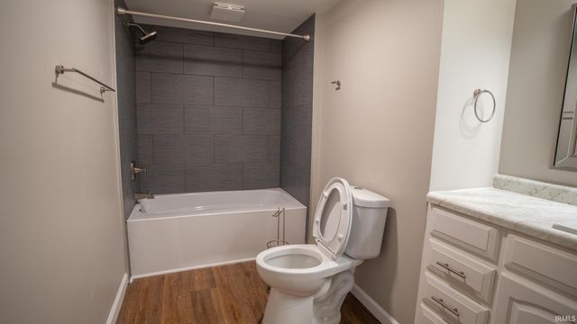 918 SW Dale Street, Mishawaka, IN 46544