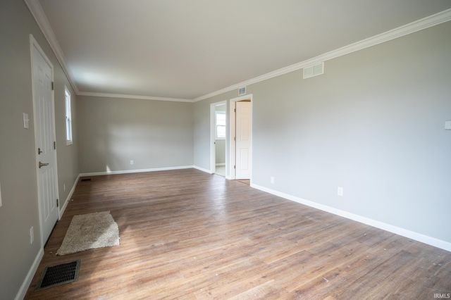 918 SW Dale Street, Mishawaka, IN 46544