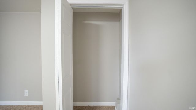 918 SW Dale Street, Mishawaka, IN 46544
