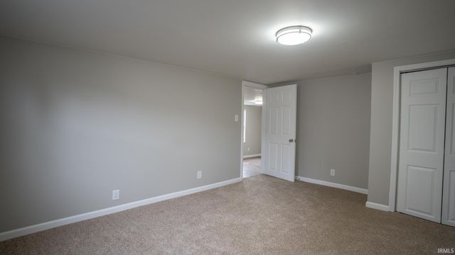 918 SW Dale Street, Mishawaka, IN 46544