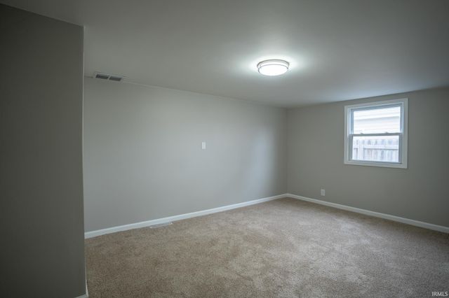 918 SW Dale Street, Mishawaka, IN 46544