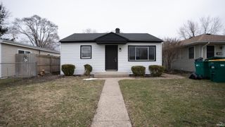 918 SW Dale Street, Mishawaka, IN 46544