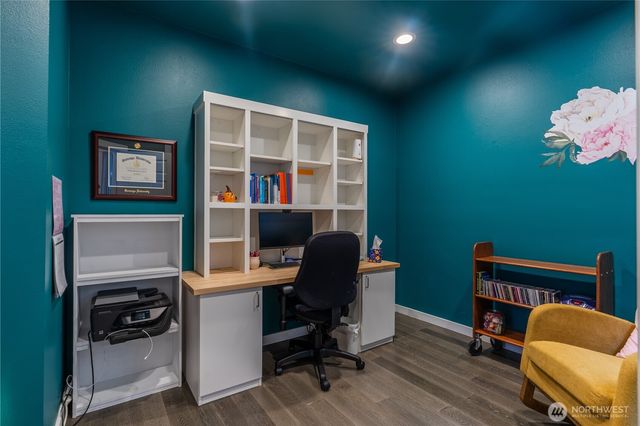 12704 64th Avenue E, Puyallup, WA 98373