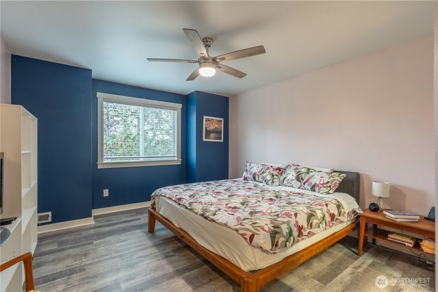 12704 64th Avenue E, Puyallup, WA 98373