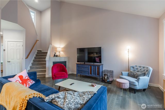 12704 64th Avenue E, Puyallup, WA 98373