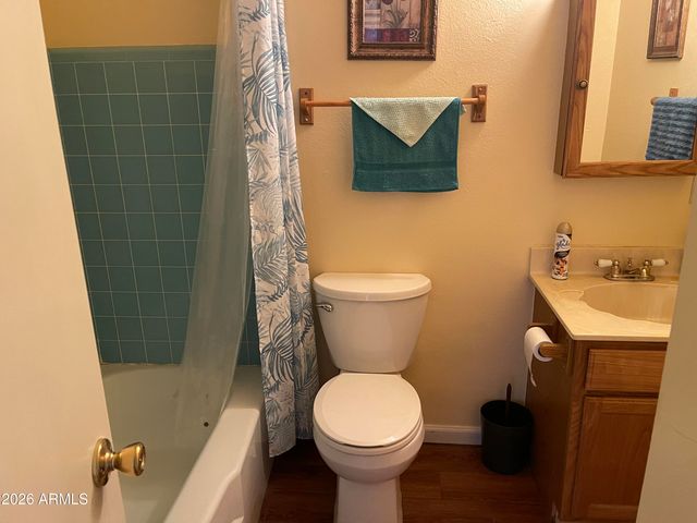 219 W HUNTER Street, Mesa, AZ 85201