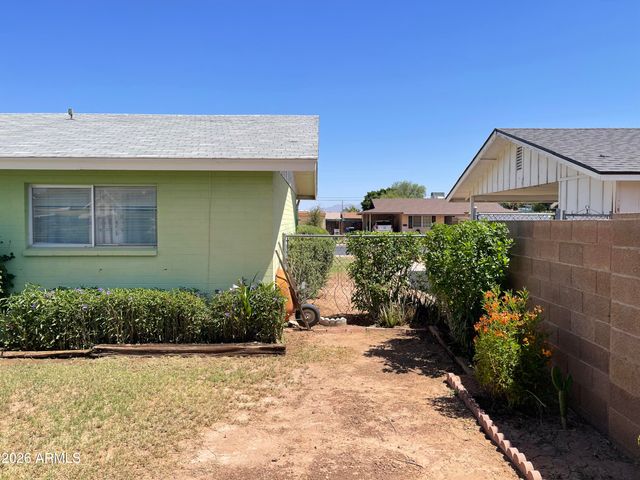 219 W HUNTER Street, Mesa, AZ 85201