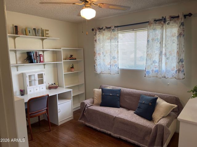 219 W HUNTER Street, Mesa, AZ 85201