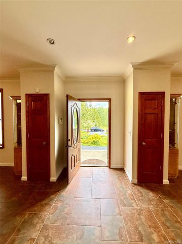 38 Moscoe Road, White Lake, NY 12786