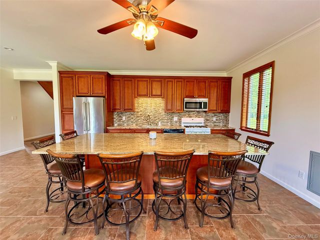 38 Moscoe Road, White Lake, NY 12786