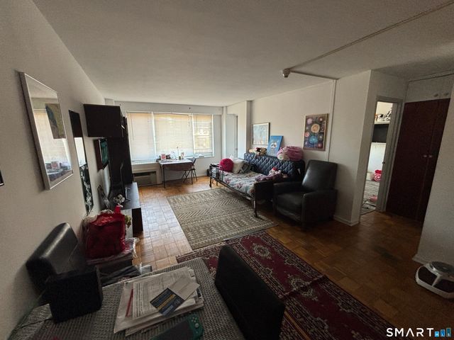 100 York Street E9, New Haven, CT 06510