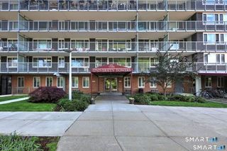 100 York Street E9, New Haven, CT 06510