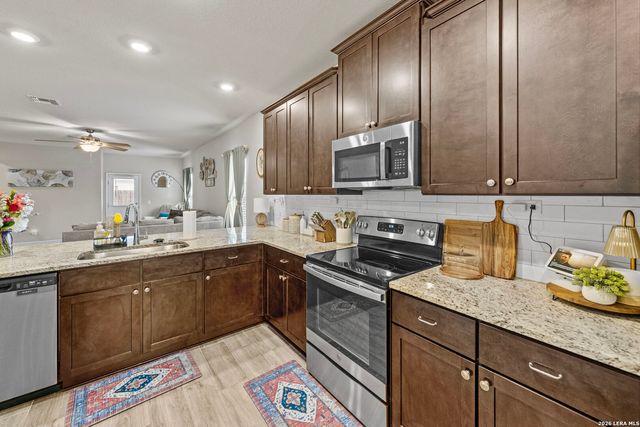 729 TUPELO TANK DR, New Braunfels, TX 78130