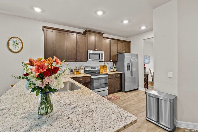 729 TUPELO TANK DR, New Braunfels, TX 78130