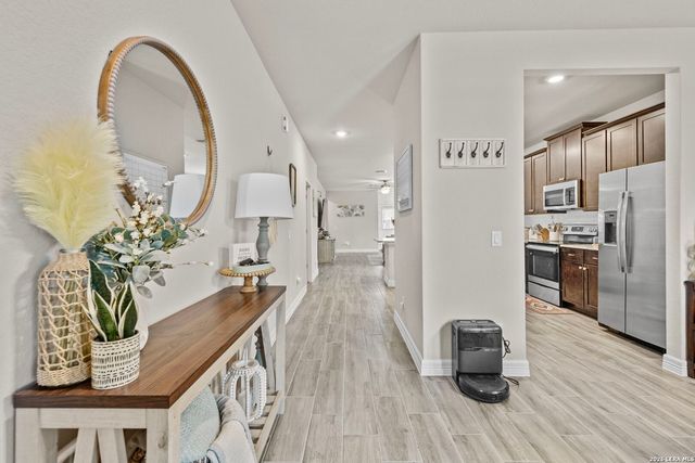 729 TUPELO TANK DR, New Braunfels, TX 78130