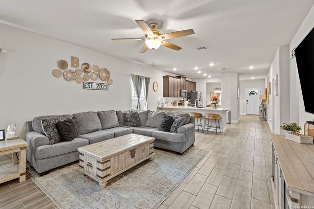 729 TUPELO TANK DR, New Braunfels, TX 78130