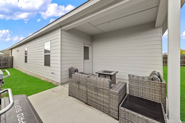 729 TUPELO TANK DR, New Braunfels, TX 78130
