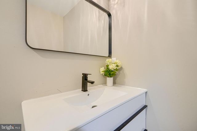 5706 BERKELEY AVE, Baltimore, MD 21215