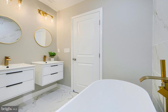 5706 BERKELEY AVE, Baltimore, MD 21215