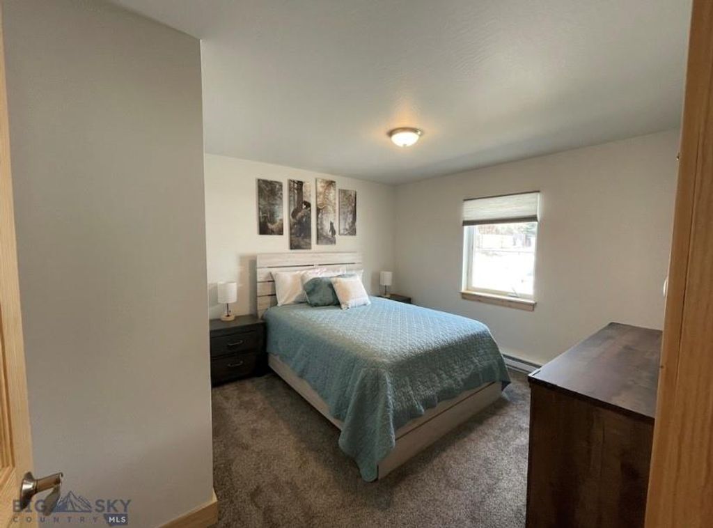 305 Spring Street, Gardiner, MT 59030 photo 5