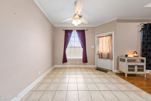 100 Longleaf Drive, Broussard, LA 70518