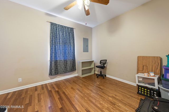 100 Longleaf Drive, Broussard, LA 70518