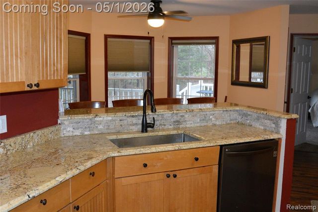 24290 Karr Road, Belleville, MI 48111