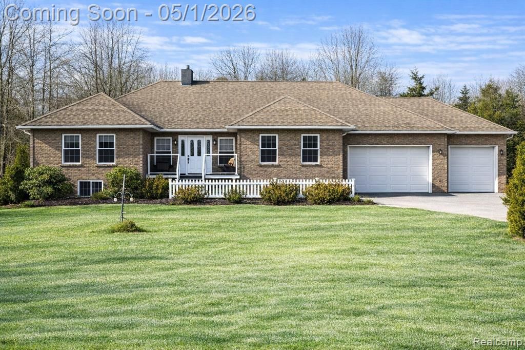 24290 Karr Road, Belleville, MI 48111