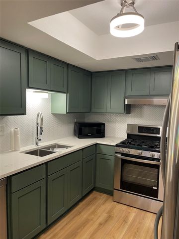 1044 Verbena DR 1472, Austin, TX 78750