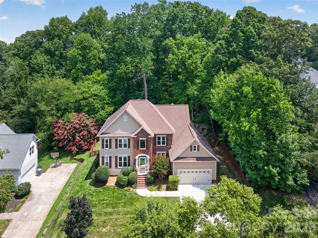 8011 Alba Court, Charlotte, NC 28269