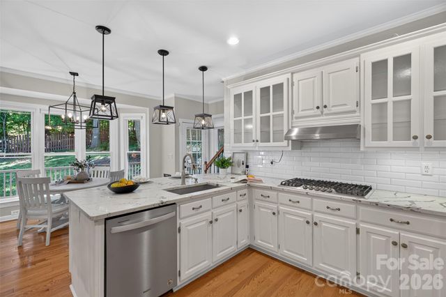 8011 Alba Court, Charlotte, NC 28269