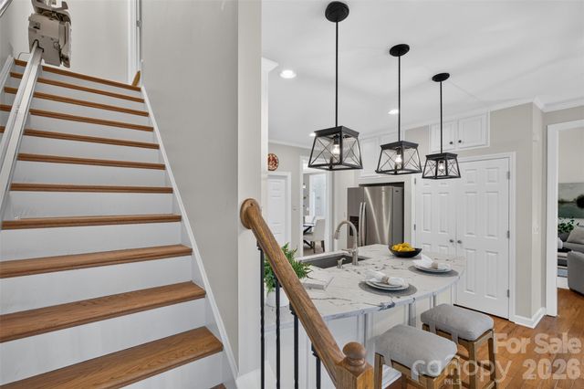8011 Alba Court, Charlotte, NC 28269