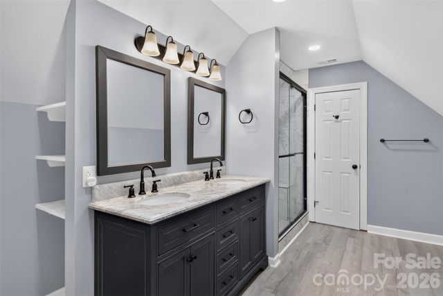 8011 Alba Court, Charlotte, NC 28269