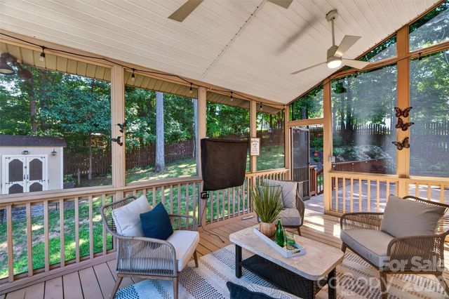 8011 Alba Court, Charlotte, NC 28269