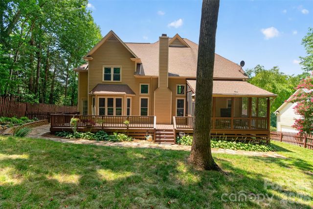 8011 Alba Court, Charlotte, NC 28269