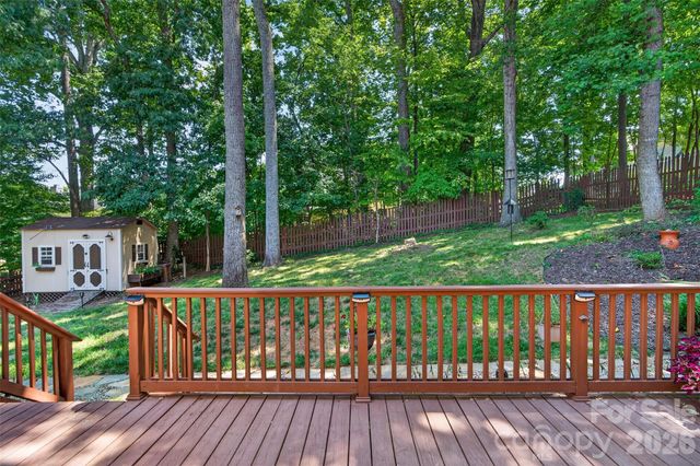 8011 Alba Court, Charlotte, NC 28269