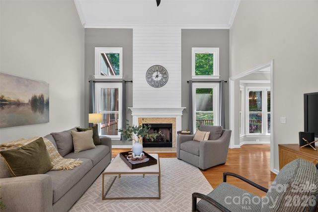 8011 Alba Court, Charlotte, NC 28269