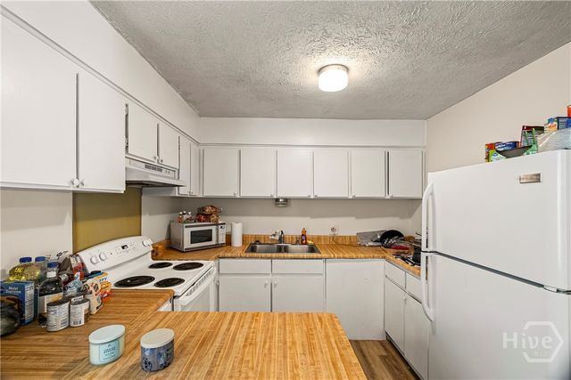 9 Hampstead Avenue, Savannah, GA 31405