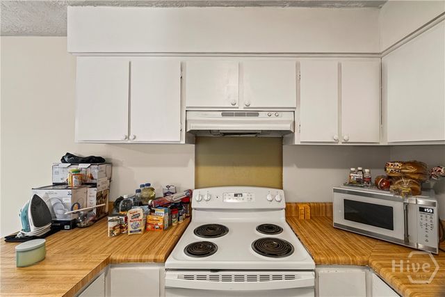 9 Hampstead Avenue, Savannah, GA 31405