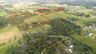 W 390 Road, Adair, OK 74330