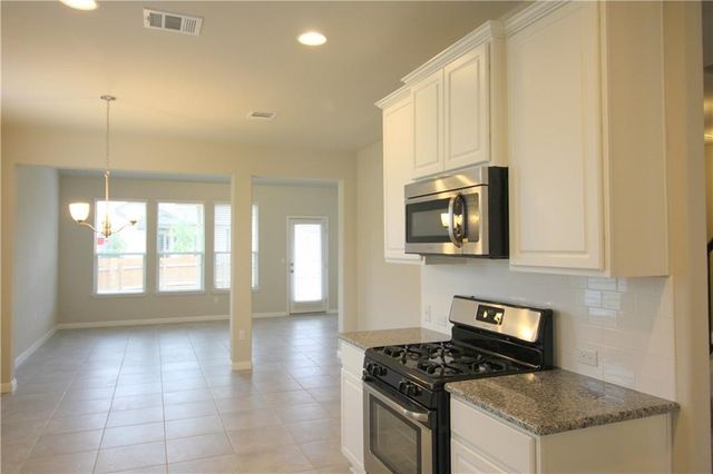 11000 Bruneau TRL, Austin, TX 78754