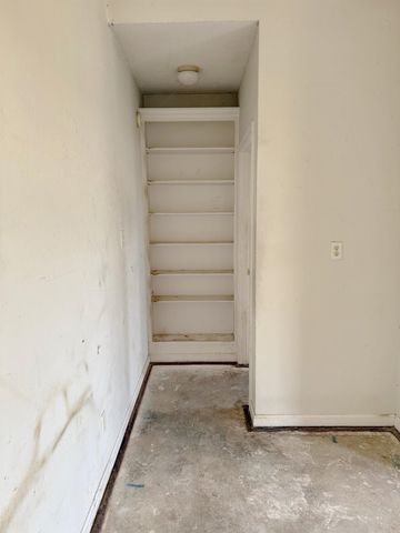 1680 BERRYHILL RD, Cordova, TN 38016