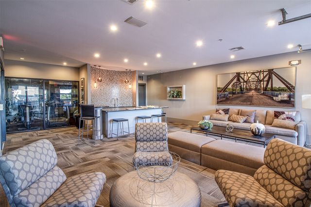 5609 SMU Boulevard 305, Dallas, TX 75206